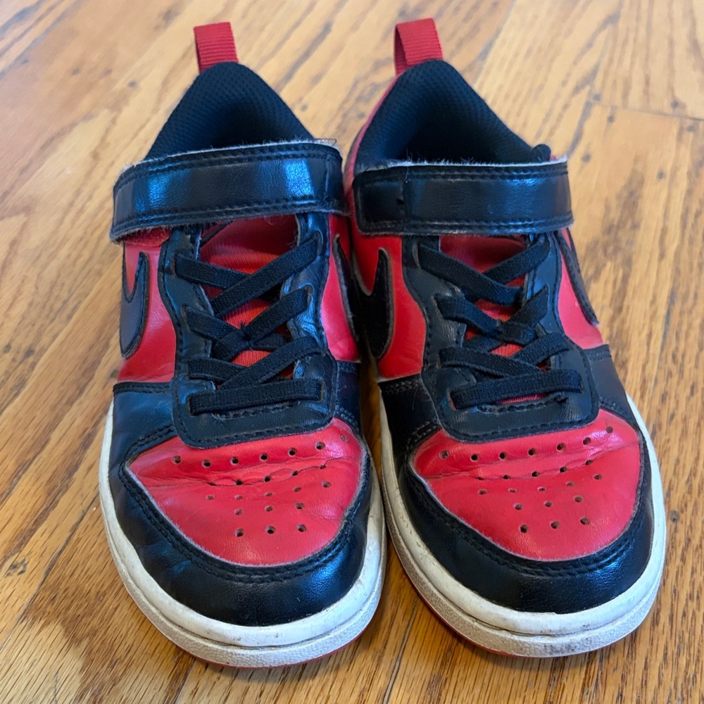 Nike Kids Red and Black Sneakers